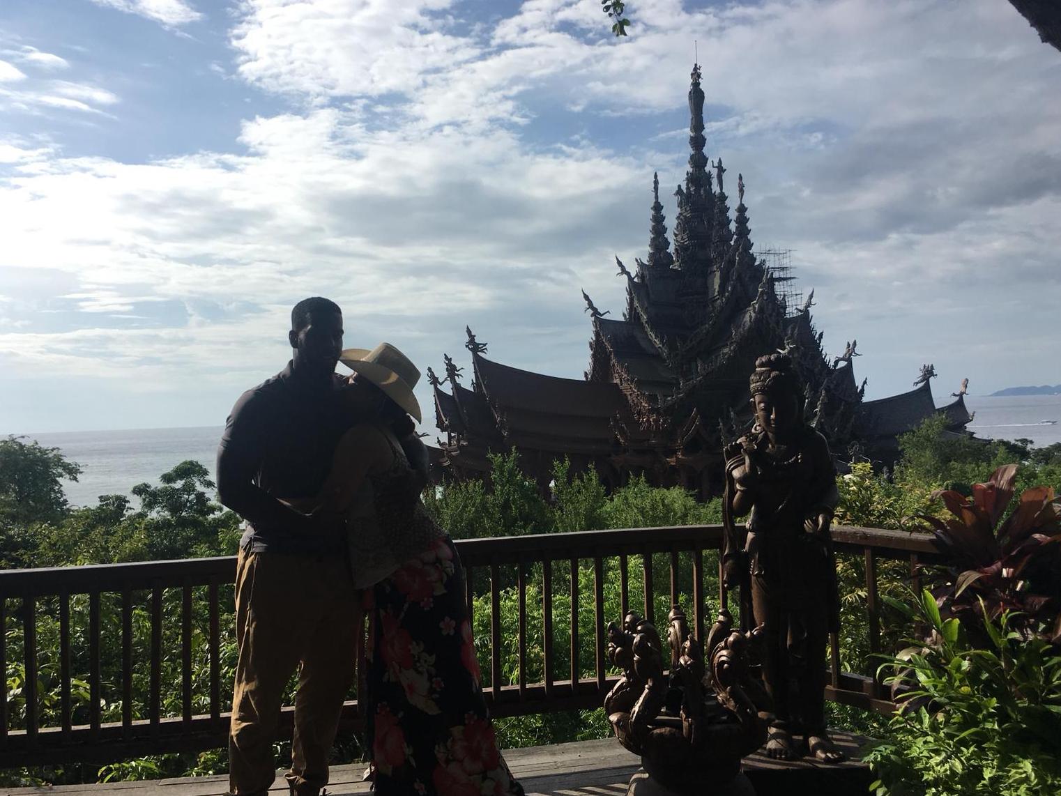 The Wedding Website of Chantell Holt and Johnathan Bell