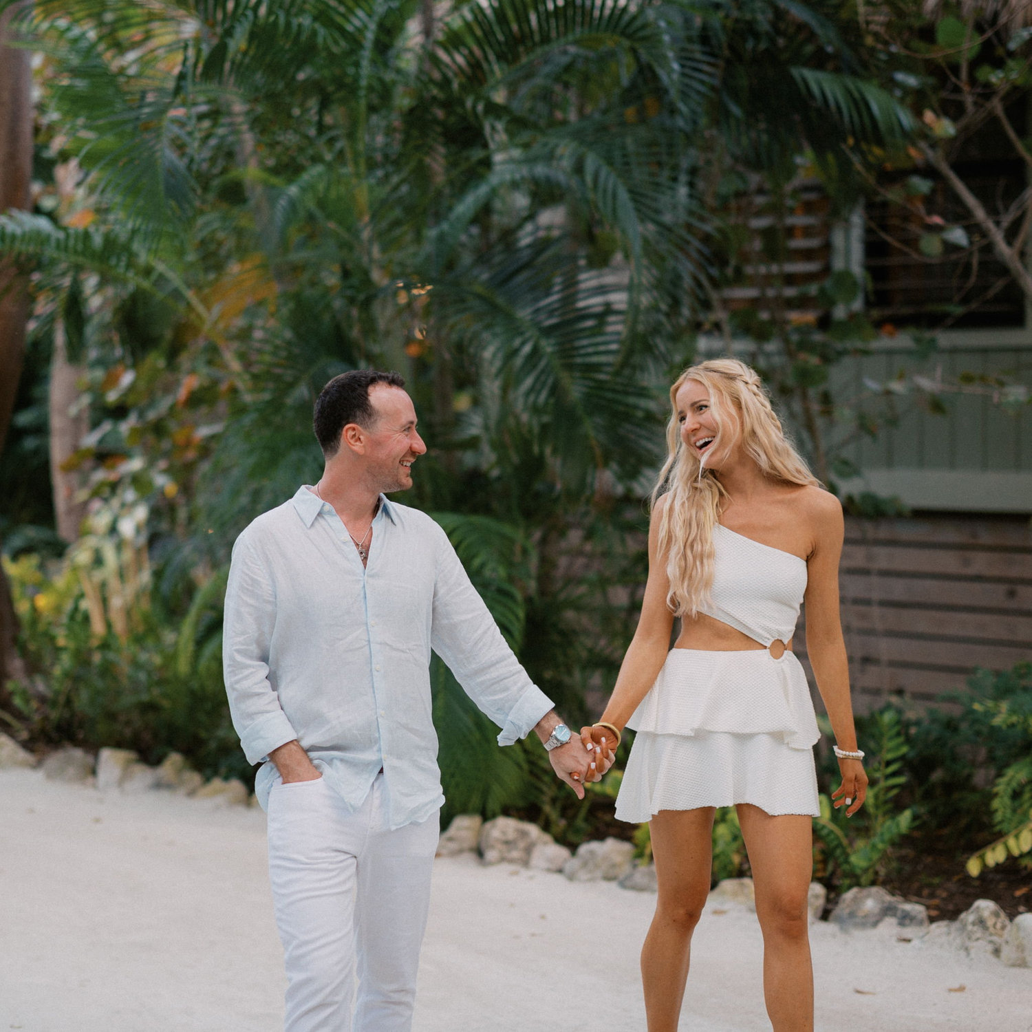 Sara and Michael engagement — photo 5889020a
