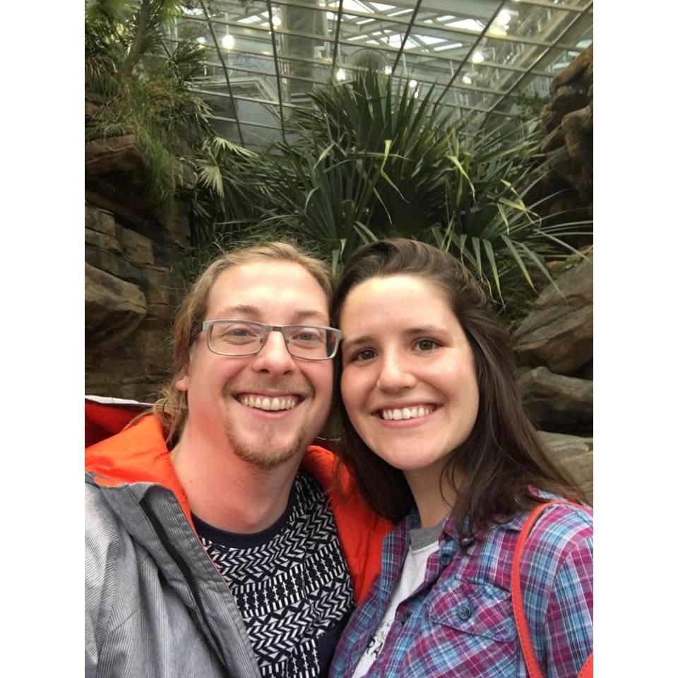 We went on a trip to visit Molly (MOH) in Baltimore and then Arielle (bridesmaid) in D.C. This is at the Baltimore national aquarium!