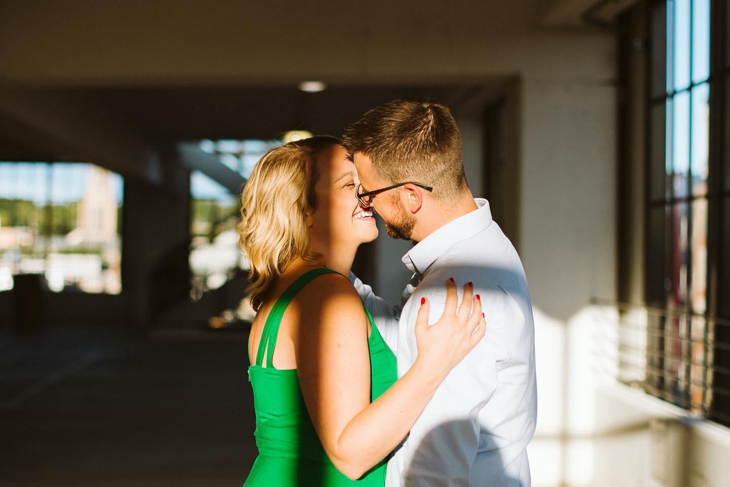 The Wedding Website of Sarah Hockin and Travis Mix