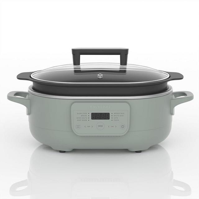 MAGNIFIQUE 6 Quart Multi-Cooker, with 8-in-1 Casserole Programmable Slow Cooker, Dutch Oven, Pasta, Wooden Spoon, Nonstick, Oven Safe Pot to 500°F Olive Olive