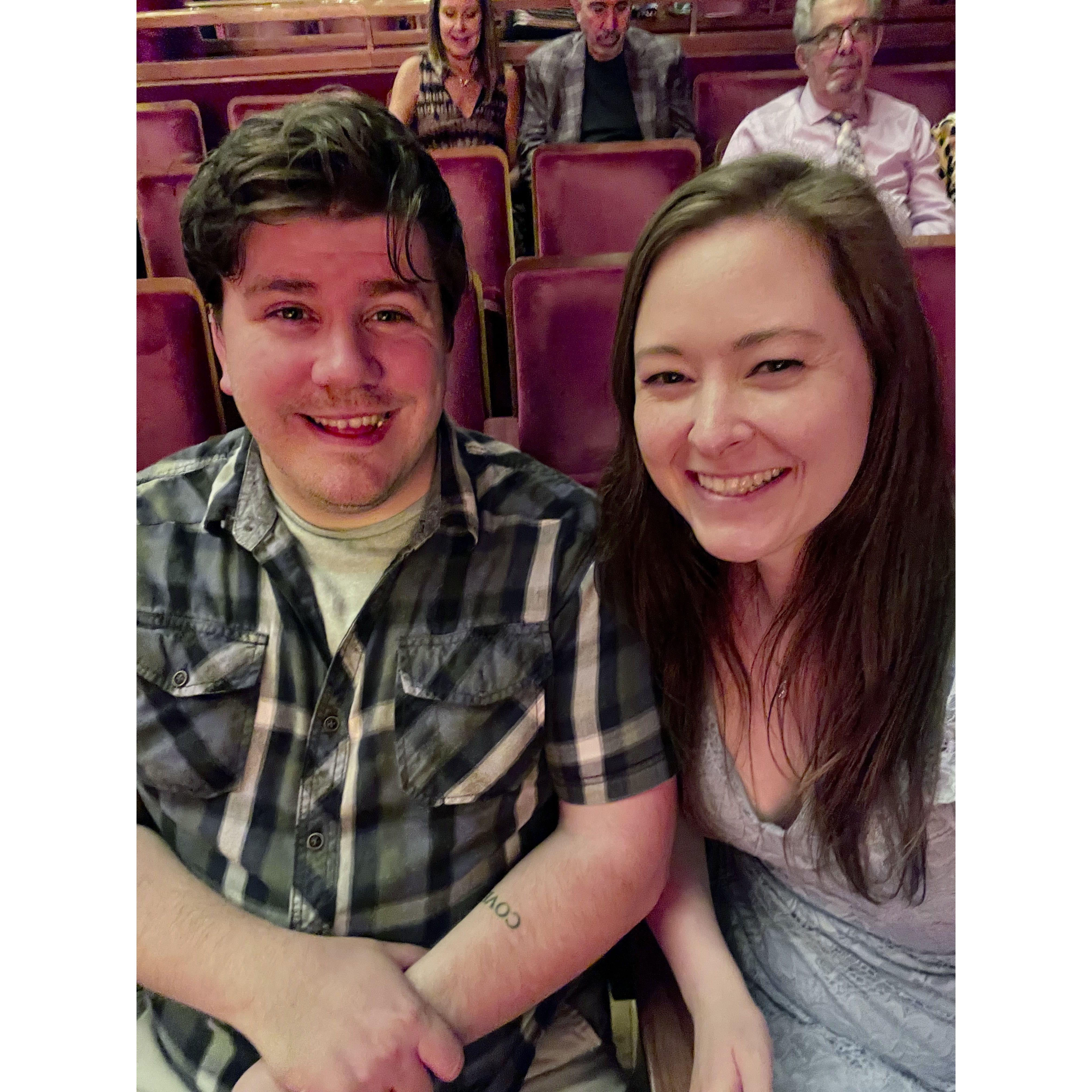 A night at the theatre! Seeing Moulin Rouge