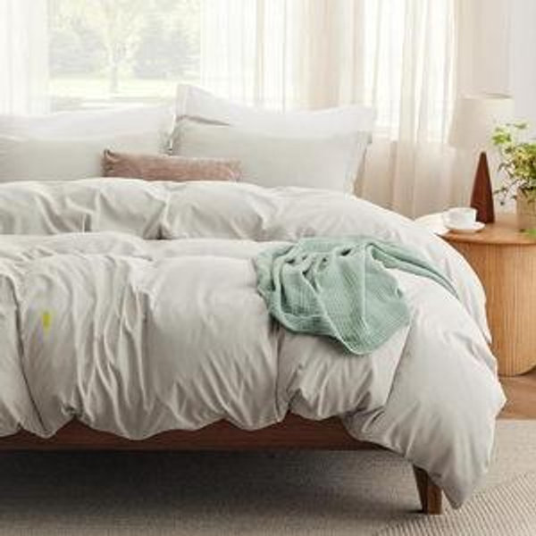 Bedsure Duvet Cover King Size with Fitted Sheet - 4 Pieces Prewashed Polyester Extra Soft Bedding Set, Includes 1 Duvet Cover 104''x90'' with Zipper Closure, 2 Pillow Shams, 1 Fitted Sheet, Linen