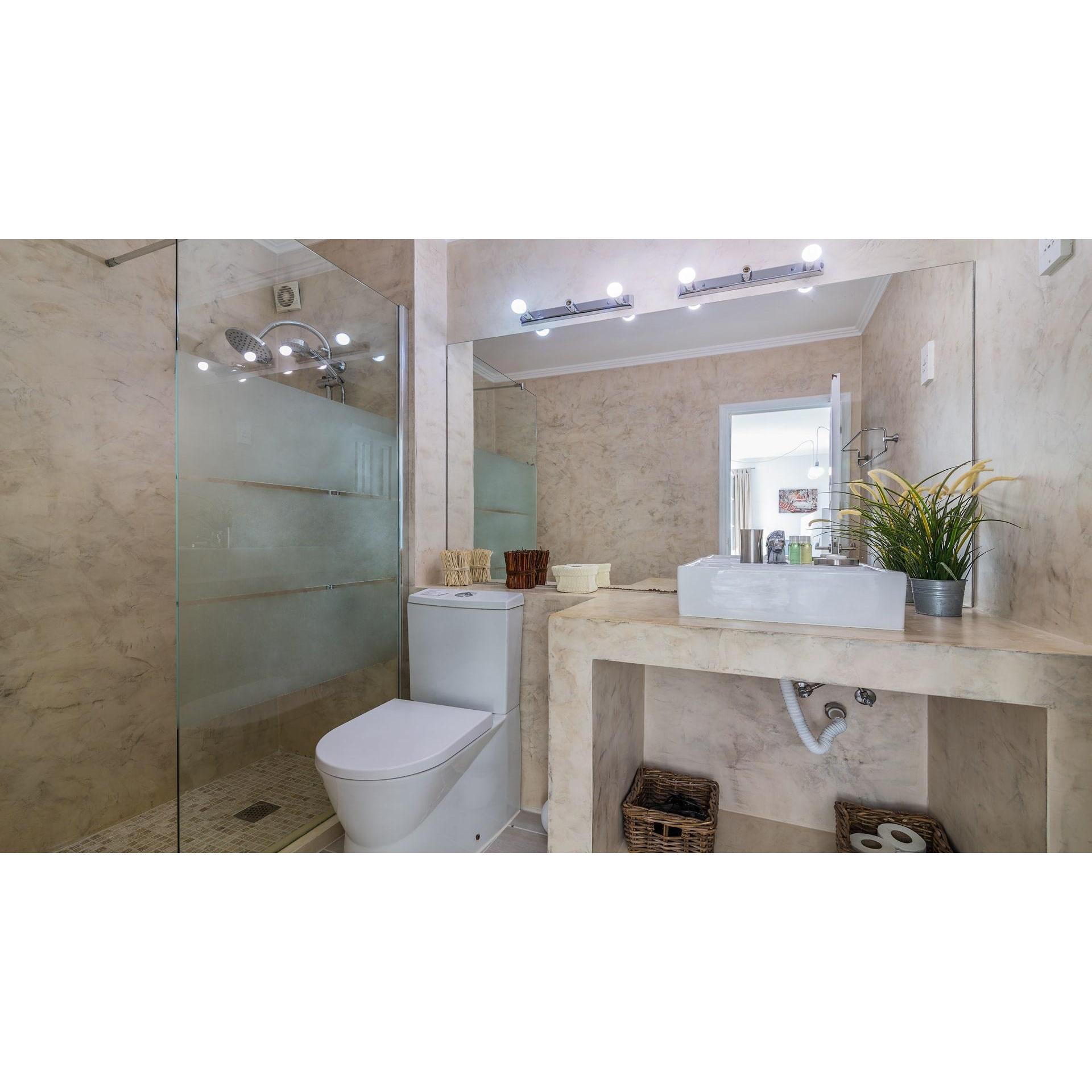 Old village studio (Village4ulettings).
