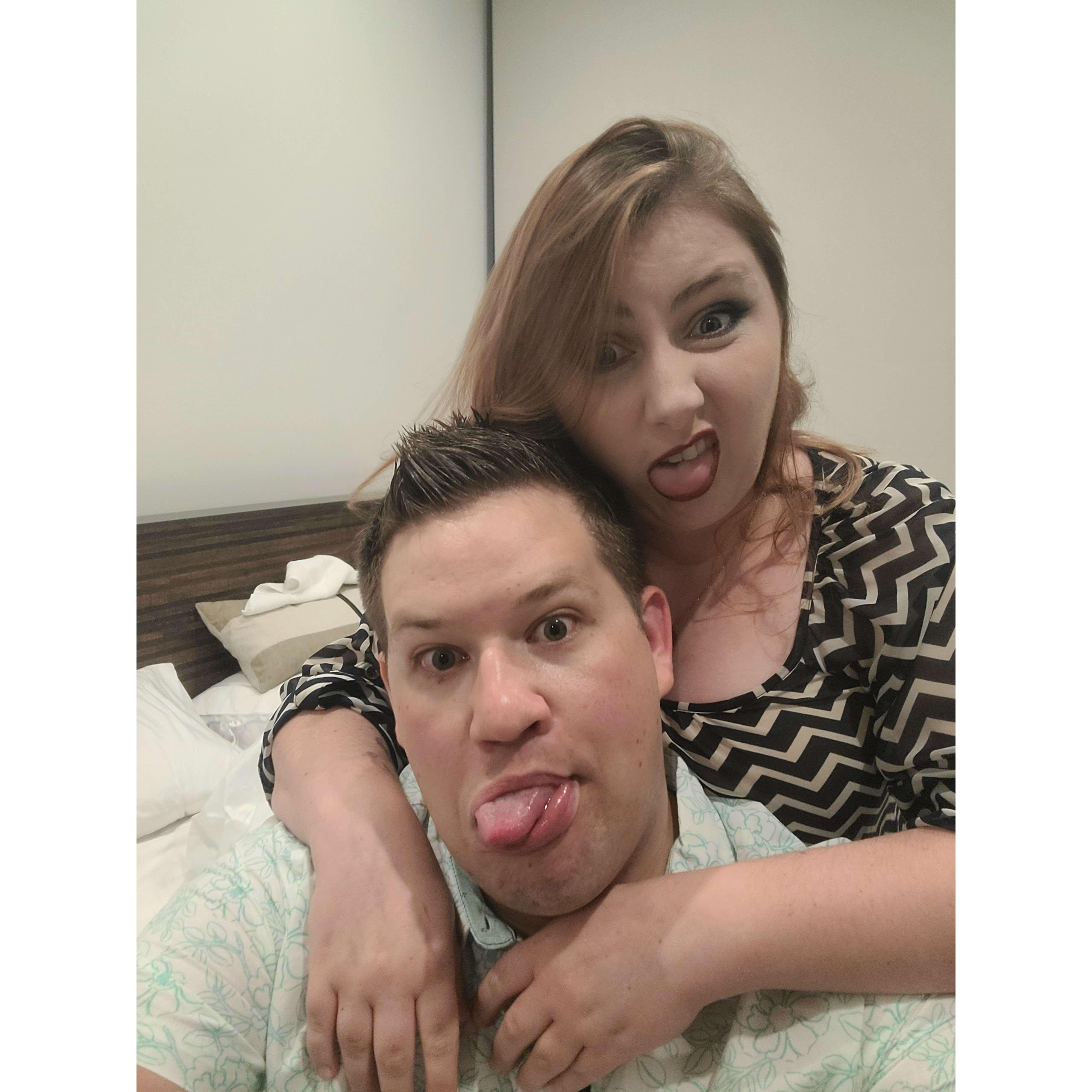 goofing around while getting ready for dinner with my dad and Kathie.