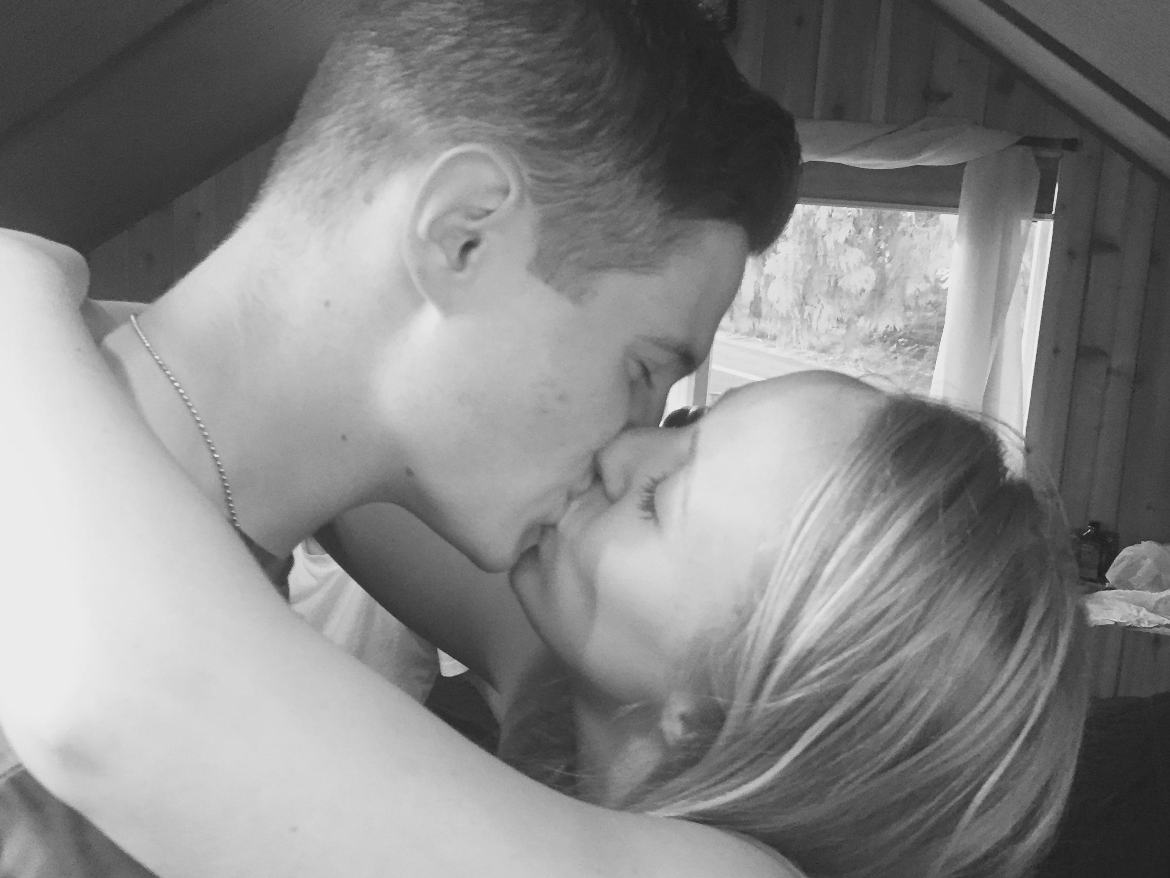 The Wedding Website of Tianna Arends and Austin Casey