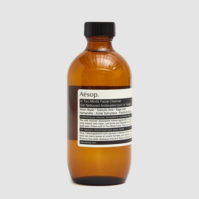 In Two Minds Facial Cleanser 200 ml