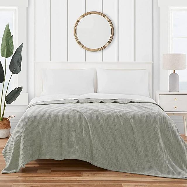 Tommy Bahama Bahama Coast Gray Cotton Blanket Pelicans