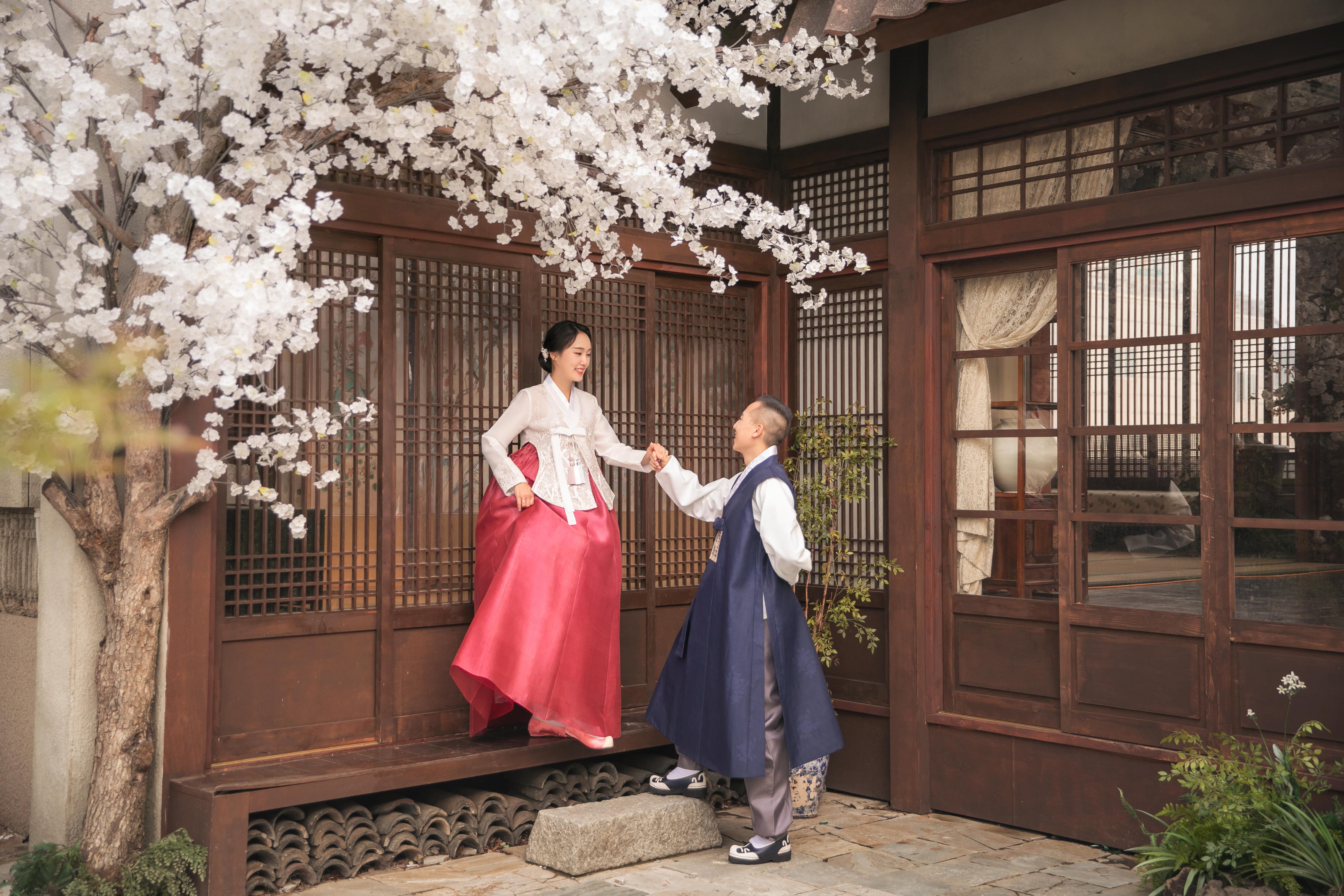 The Wedding Website of Hank Nguyen and Hyunsun Jeong