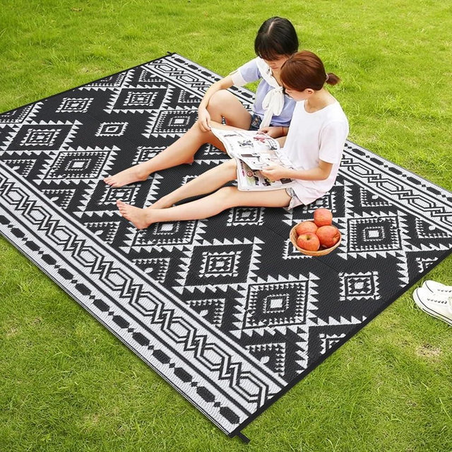 Hipicute 9' x 12' Reversible Mats, Plastic Straw Rug, Modern Area Rug, Large Floor Mat for Outdoors, RV, Patio, Backyard, Deck, Picnic, Beach, Trailer, Camping, Porch, Balcony, Bohemia Black & White