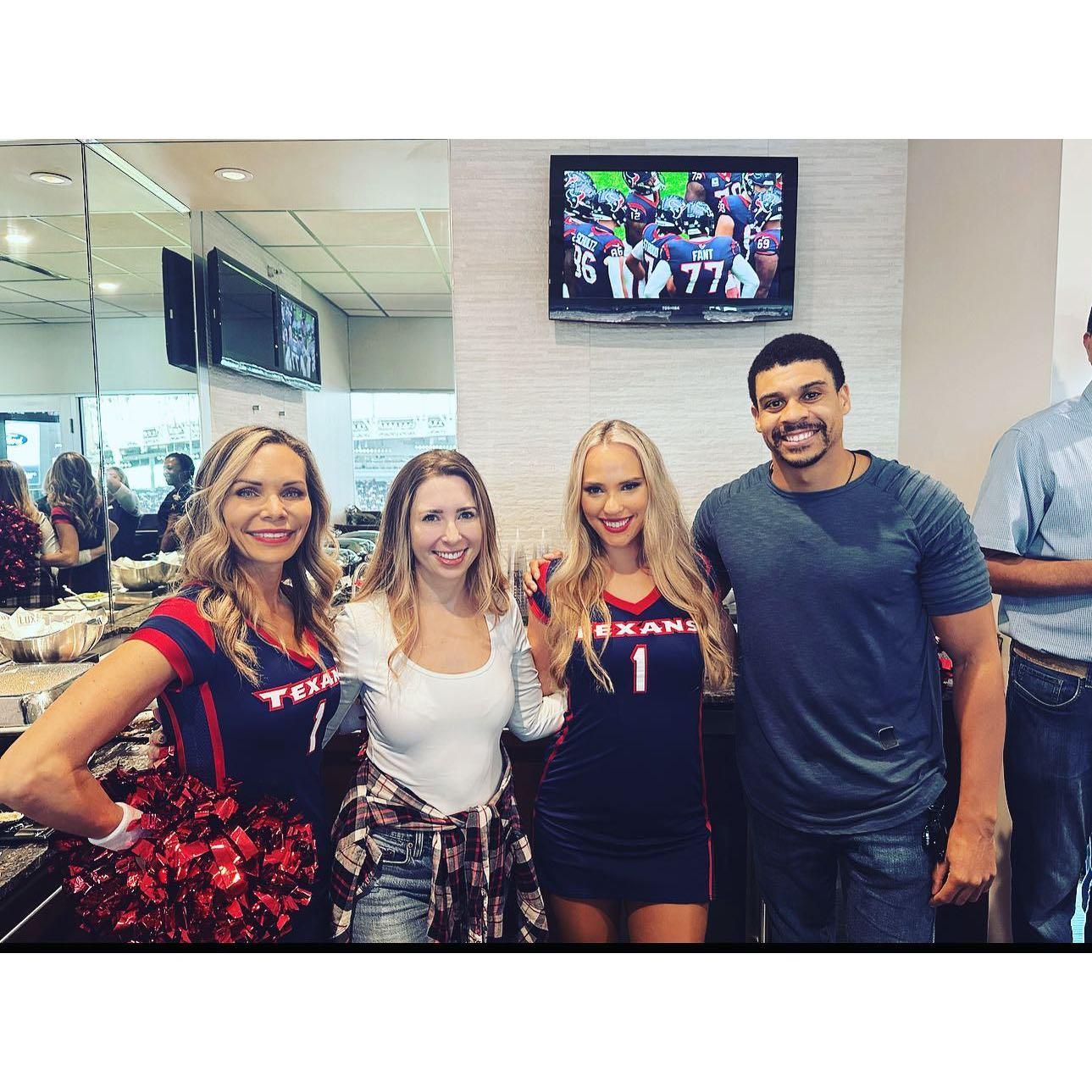 Go Texans! (When the Bears and the Falcons aren't playing) hehe