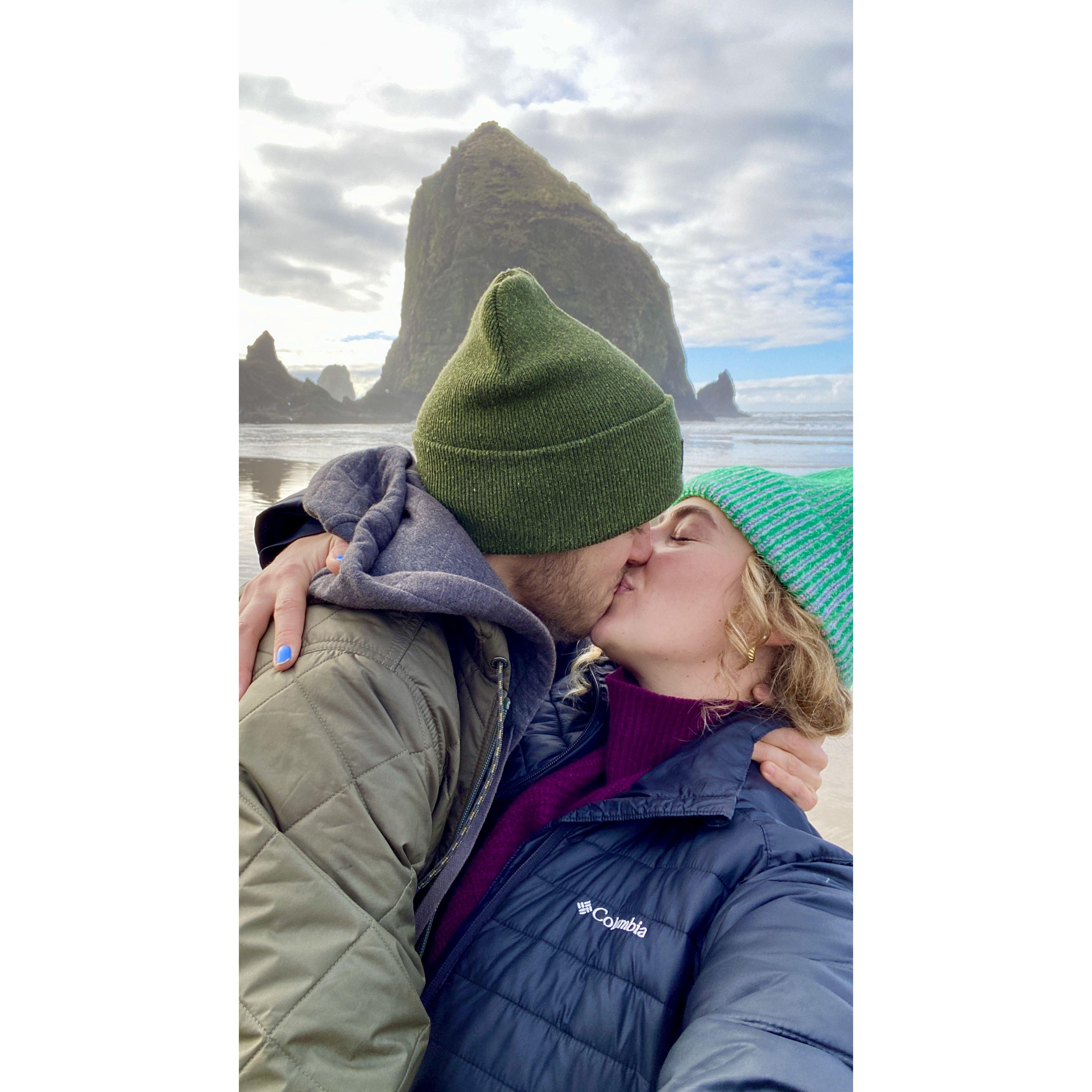 celebrating our 3rd anniversary with a trip to the Oregon Coast