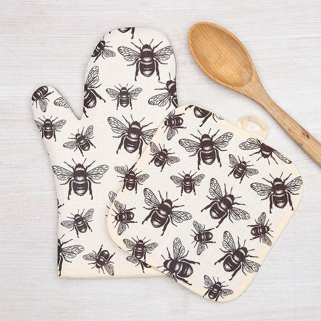 Bee Oven Mitt + Potholder