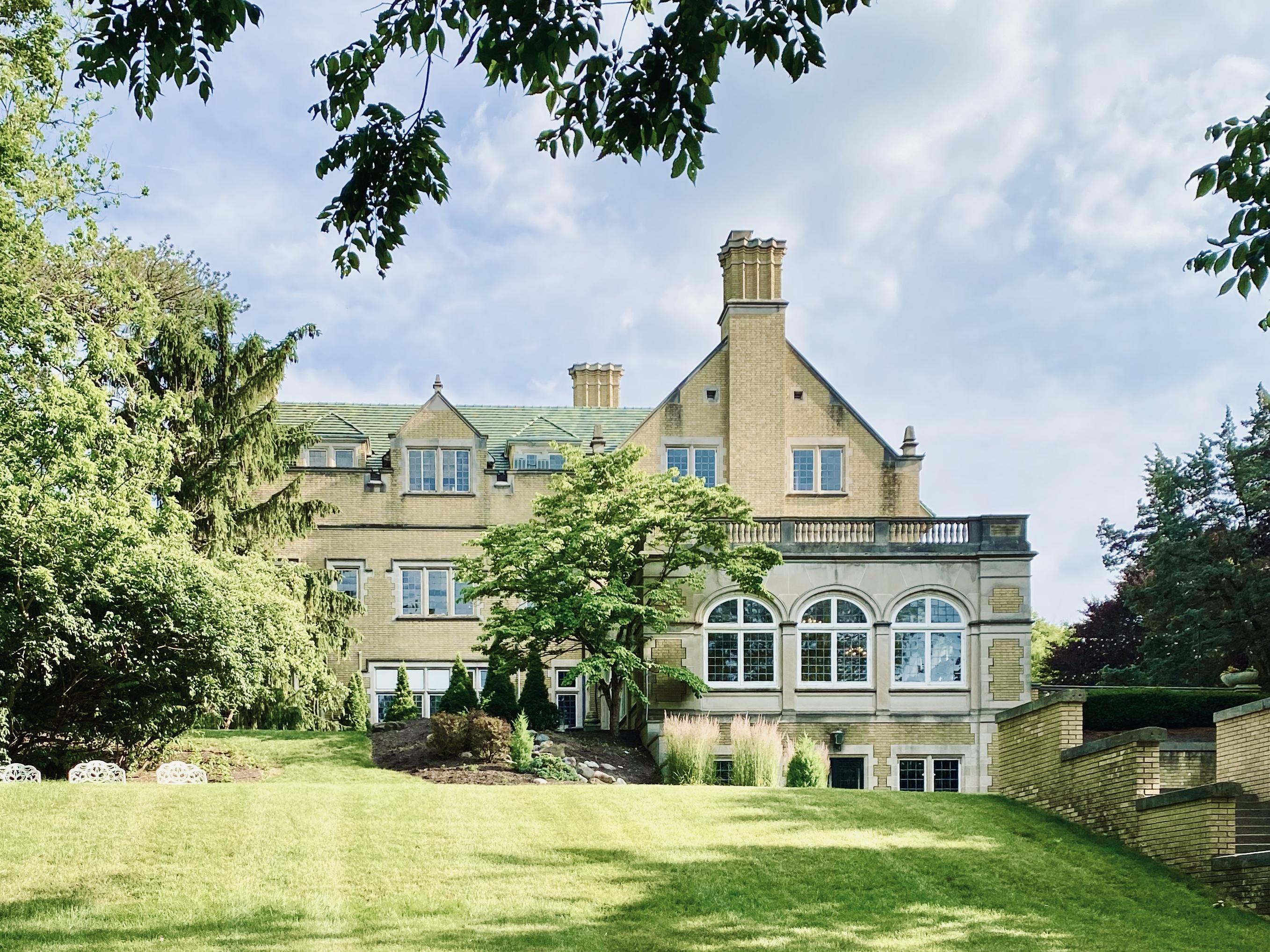 The Wedding Website of Christine Jones and Daniel Baraka