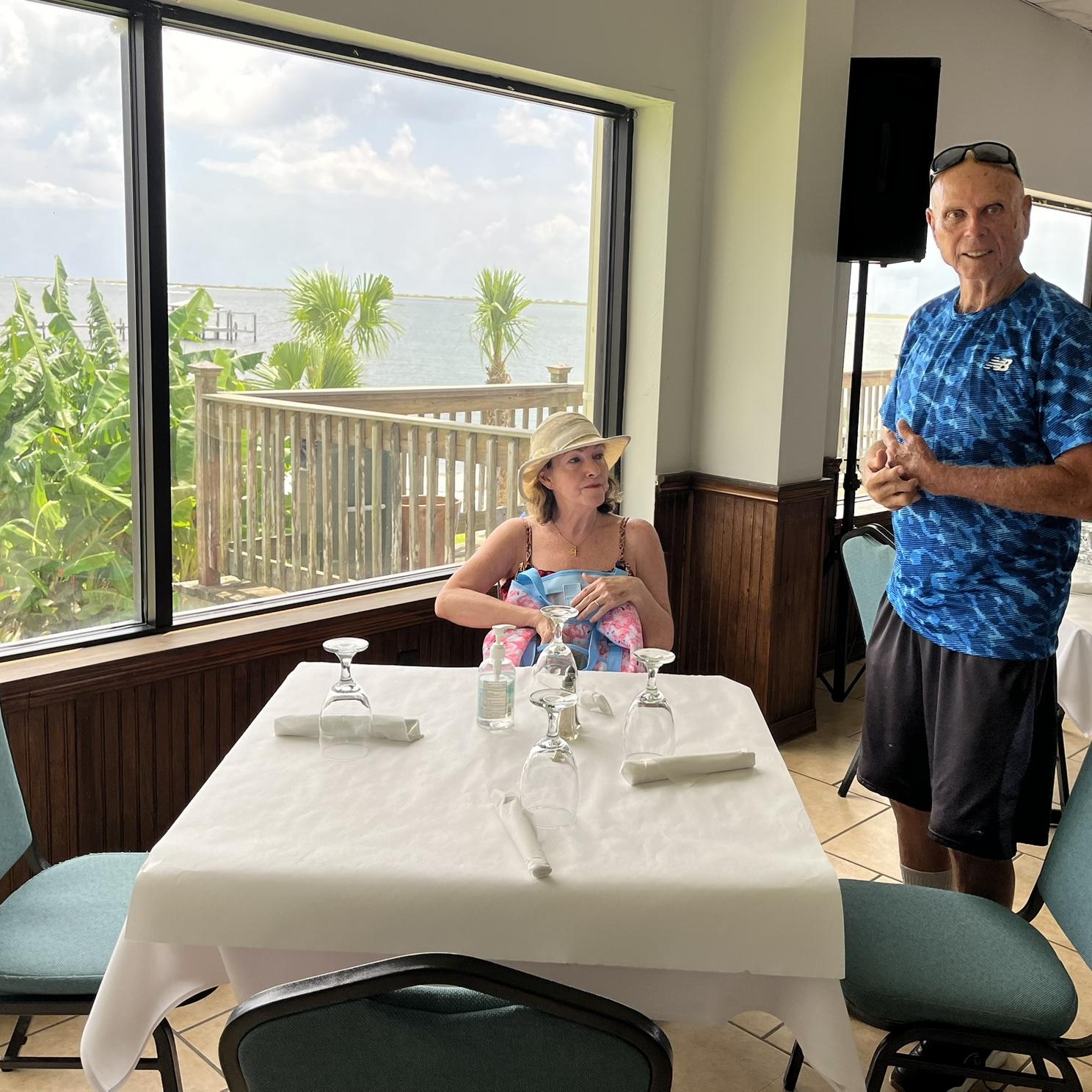Enjoying Perdido Bay with Papa Bill and Lola 🌴.. they got to spend some time with Terry