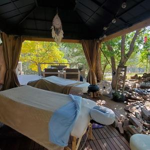 Couples Massage at the Lodge