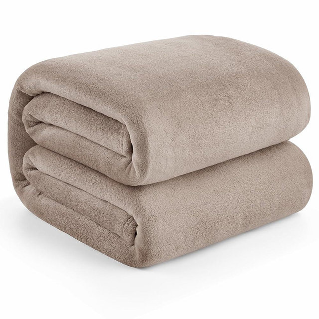 Hansleep Fleece Mocha Brown Full Blanket, Super Soft Flannel Fuzzy Plush Cozy Blanket for All Seasons, Mocha Brown, Full 84x90 Inches