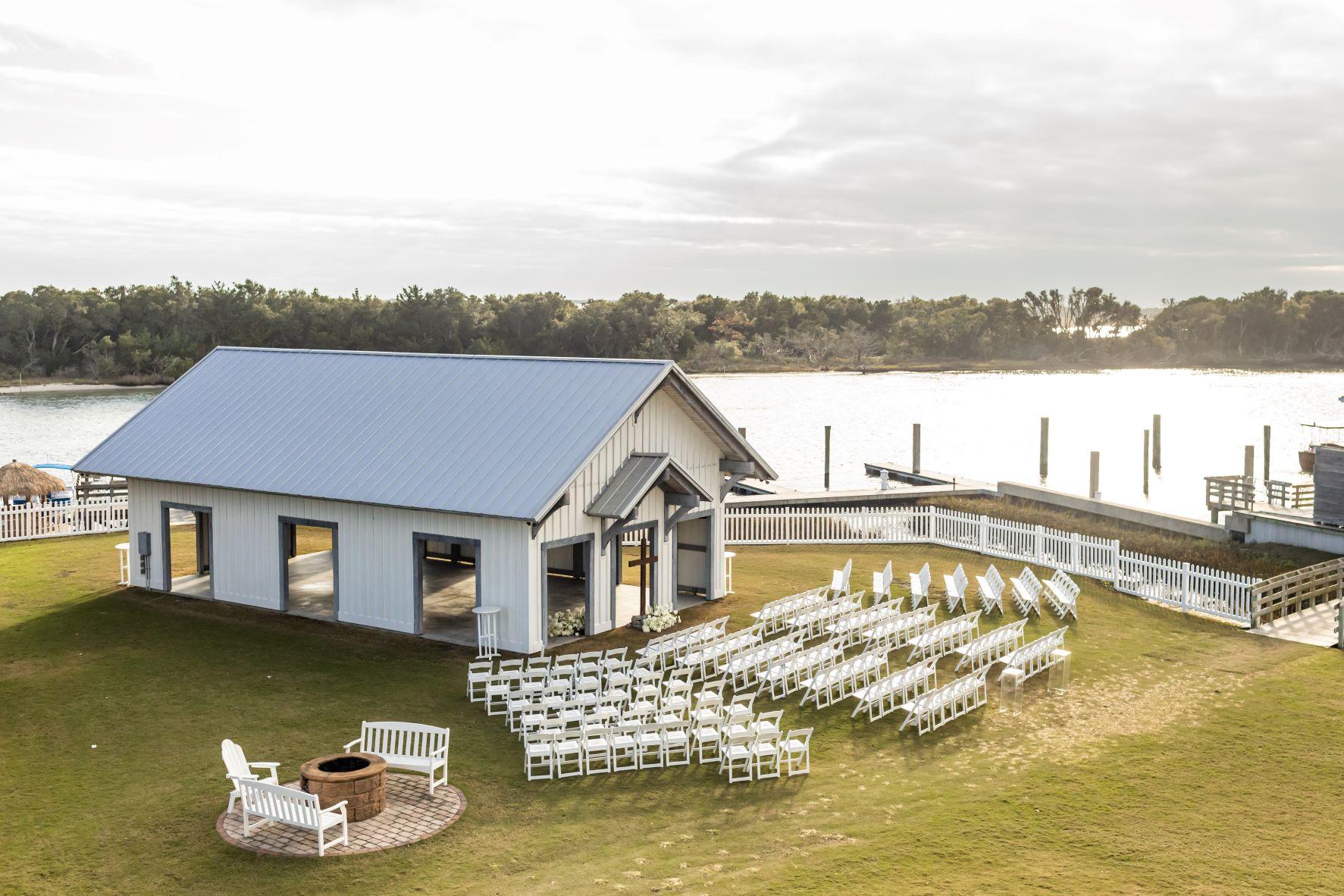 The Wedding Website of Chris Holt and Alyson Clayton