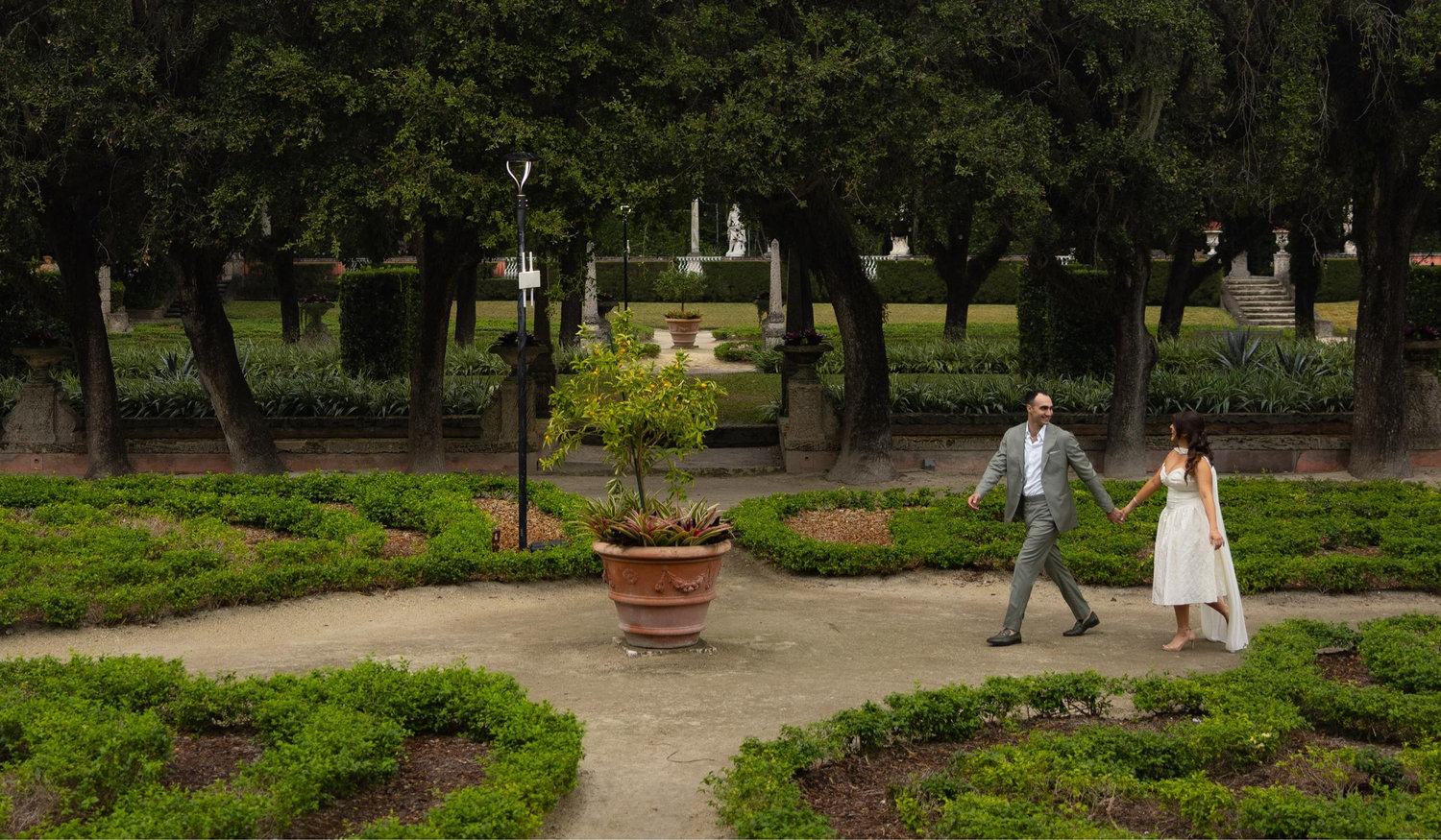 The Wedding Website of Megan Handscombe and Marco Nuñez