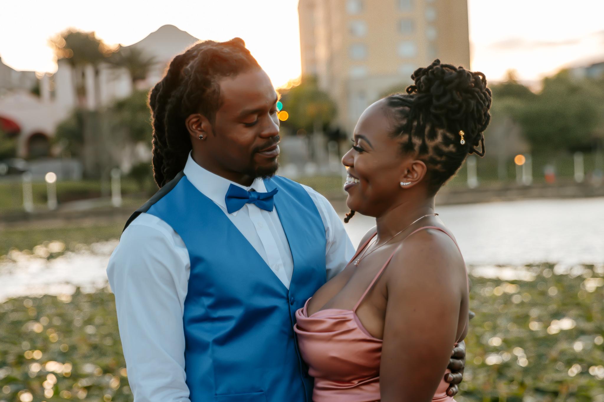 The Wedding Website of Maeleesa Strong and Tavaris Carr