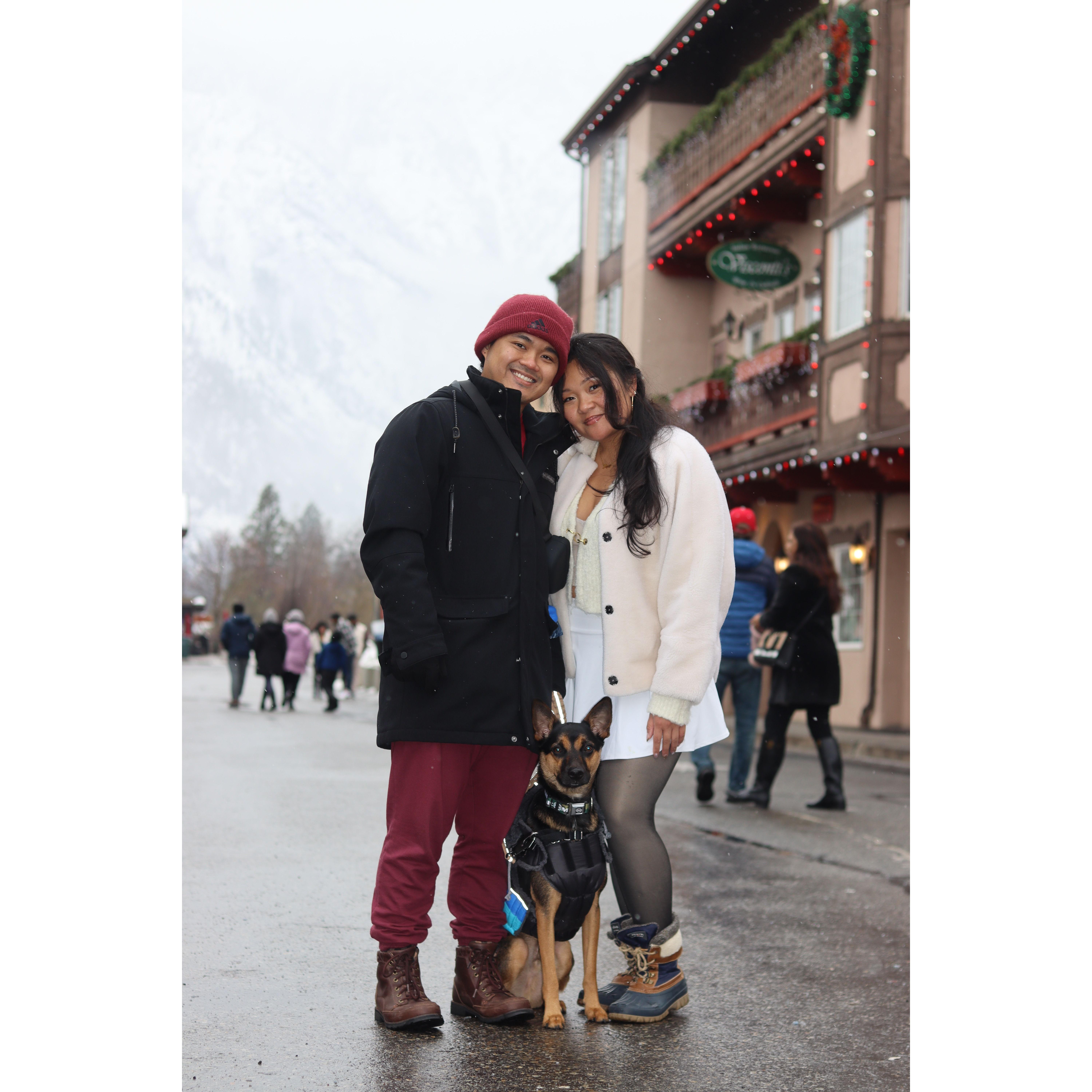 family photo in Leavenworth ~photo by desi
