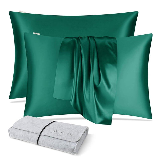 DISANGNI 100% Natural Mulberry Silk Pillow case for Hair and Skin with Hidden Zipper 22 Momme Both Sides Real Silk Pillow Case (2pc Standard Size 20" x26", Dark Green)
