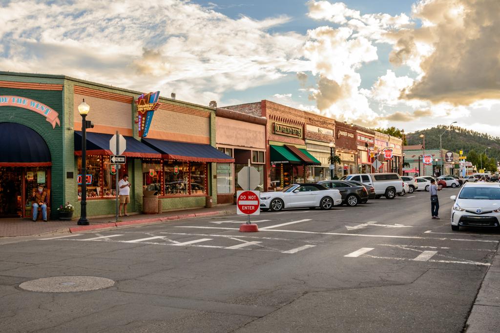 The Wedding Website of Dayna Hobday and Kyle Cramer