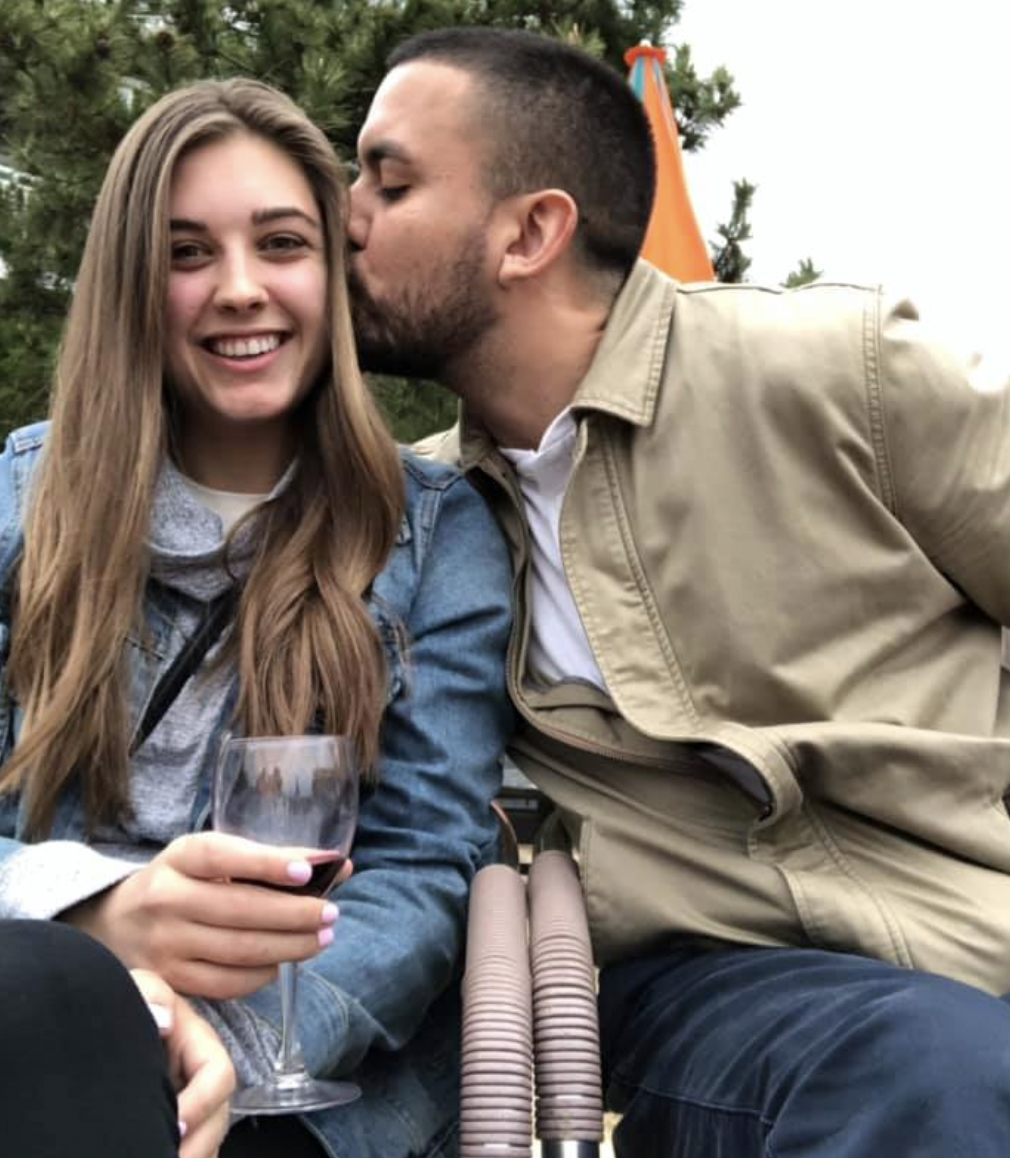 The Wedding Website of Casey Hoopes and Leonardo Gomez