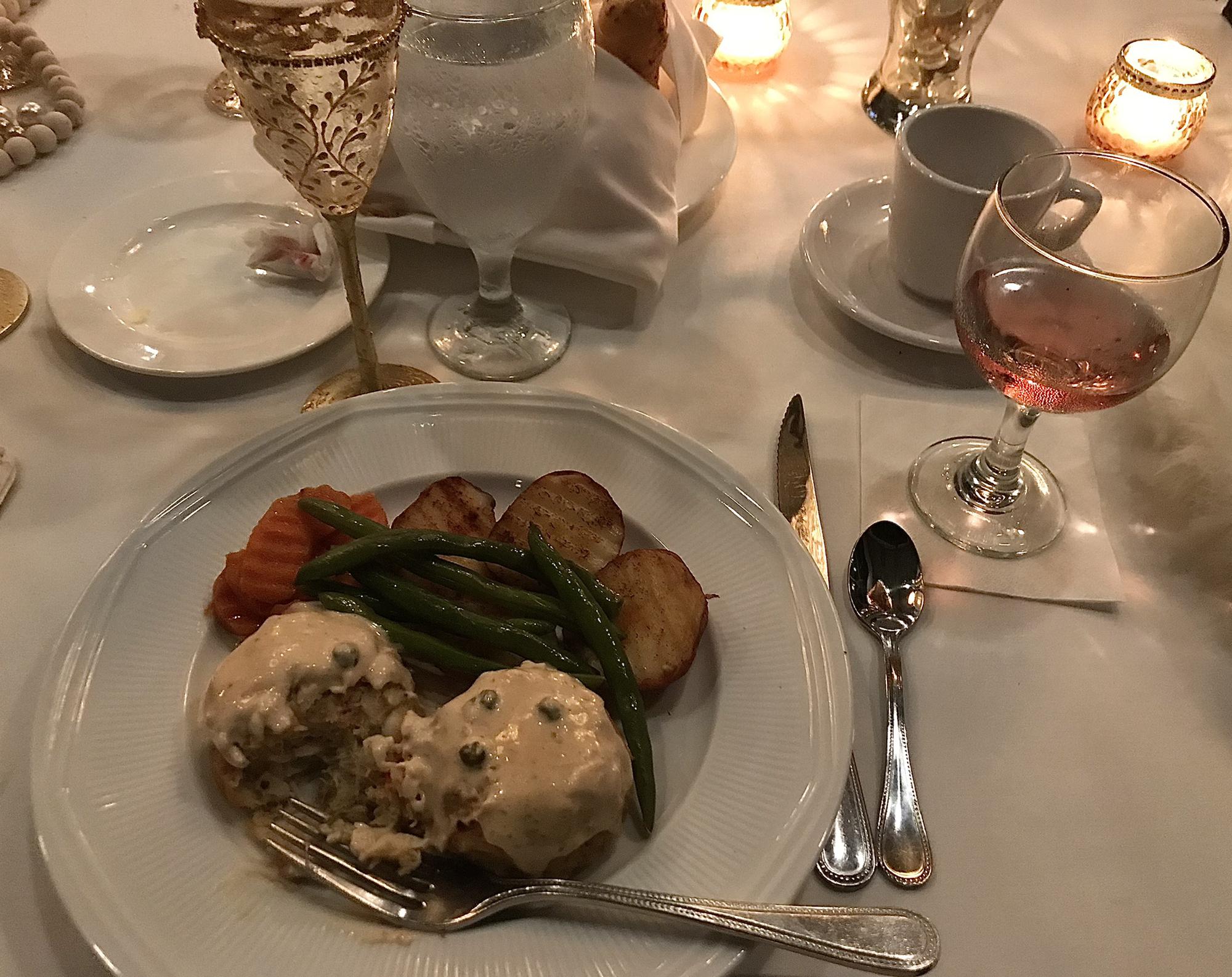 Crab and lobster cakes with Creole Rémoulade