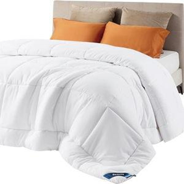 Bedsure Comforter Duvet Insert - Quilted Comforters Queen Size, All Season Duvet, GentleSoft™ Down Alternative Bedding, with 8 Tabs, Gifts for Women/Men, White, Queen 88 x 88 Inches