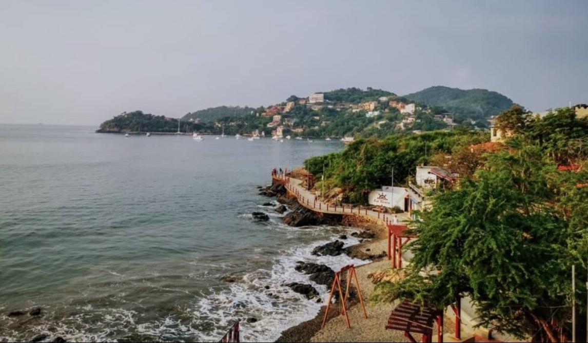 The Wedding Website of Hannah Felix and Eduardo Alcantar Jr