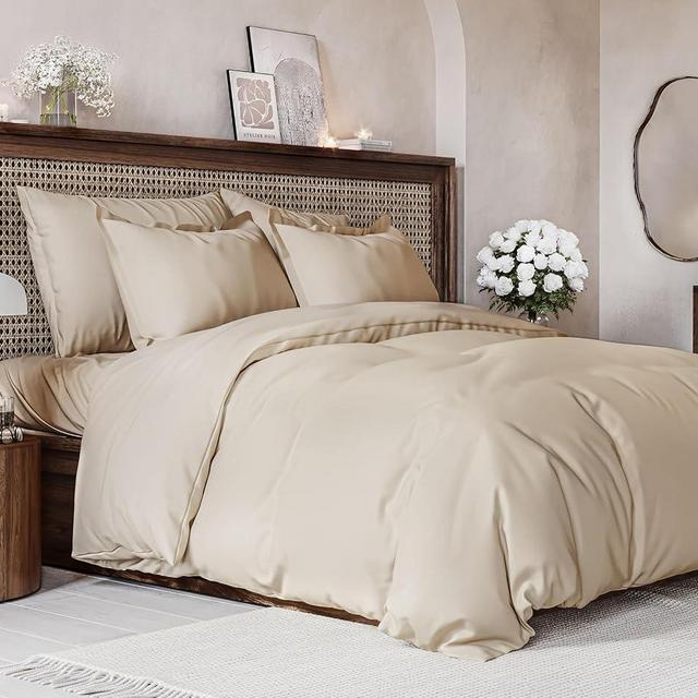 Duvet Cover King Size Set - Extra Soft King Size Duvet Cover - 104" x 90" King Duvet Cover w/ 2 Pillow Shams - Hotel Luxury, Easy Care & Fade Free - Comforter Cover w/ Zipper Closures & Ties (Wheat)