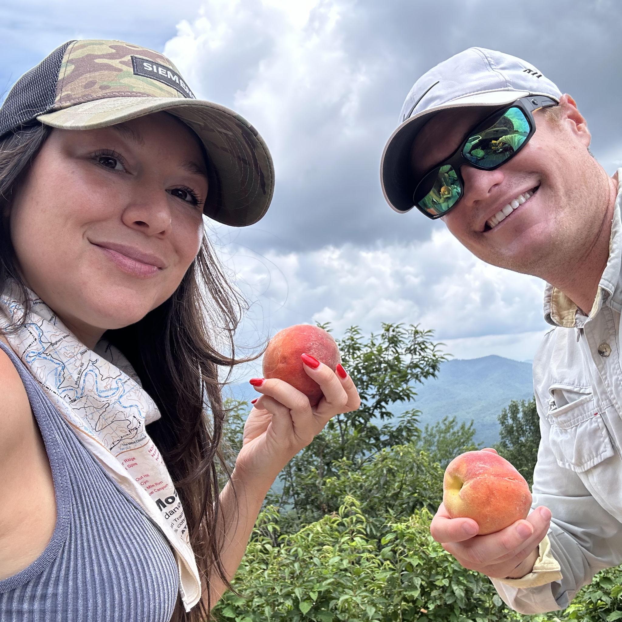 Love as sweet as a Georgia peach 🍑💕