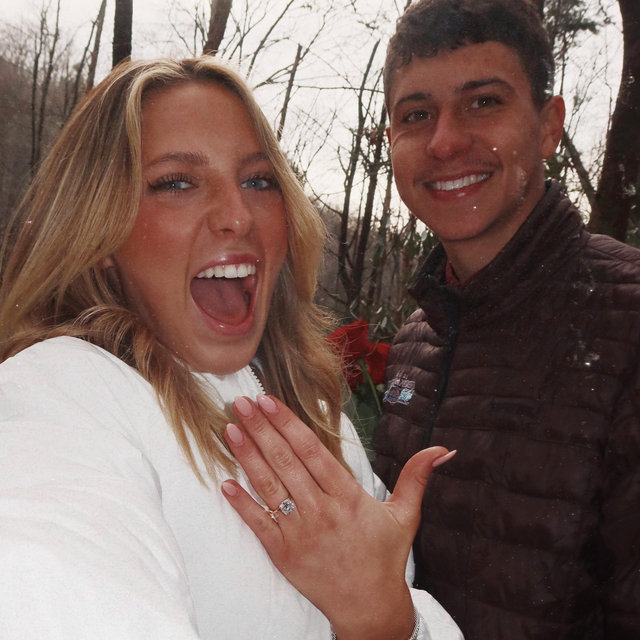 Honeymoon Fund! 🏝️