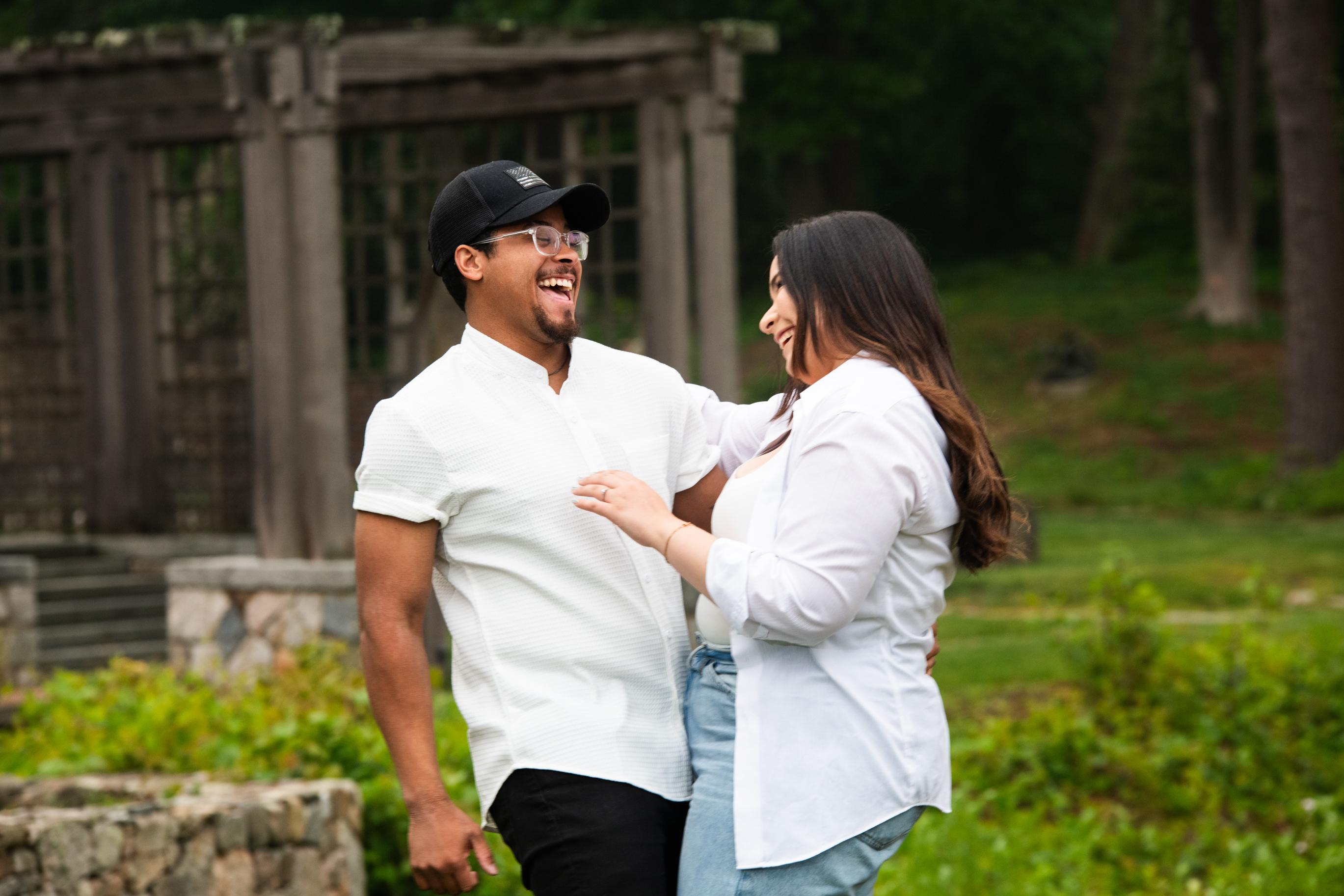 The Wedding Website of Larissa Duarte and Aviel Fuentes