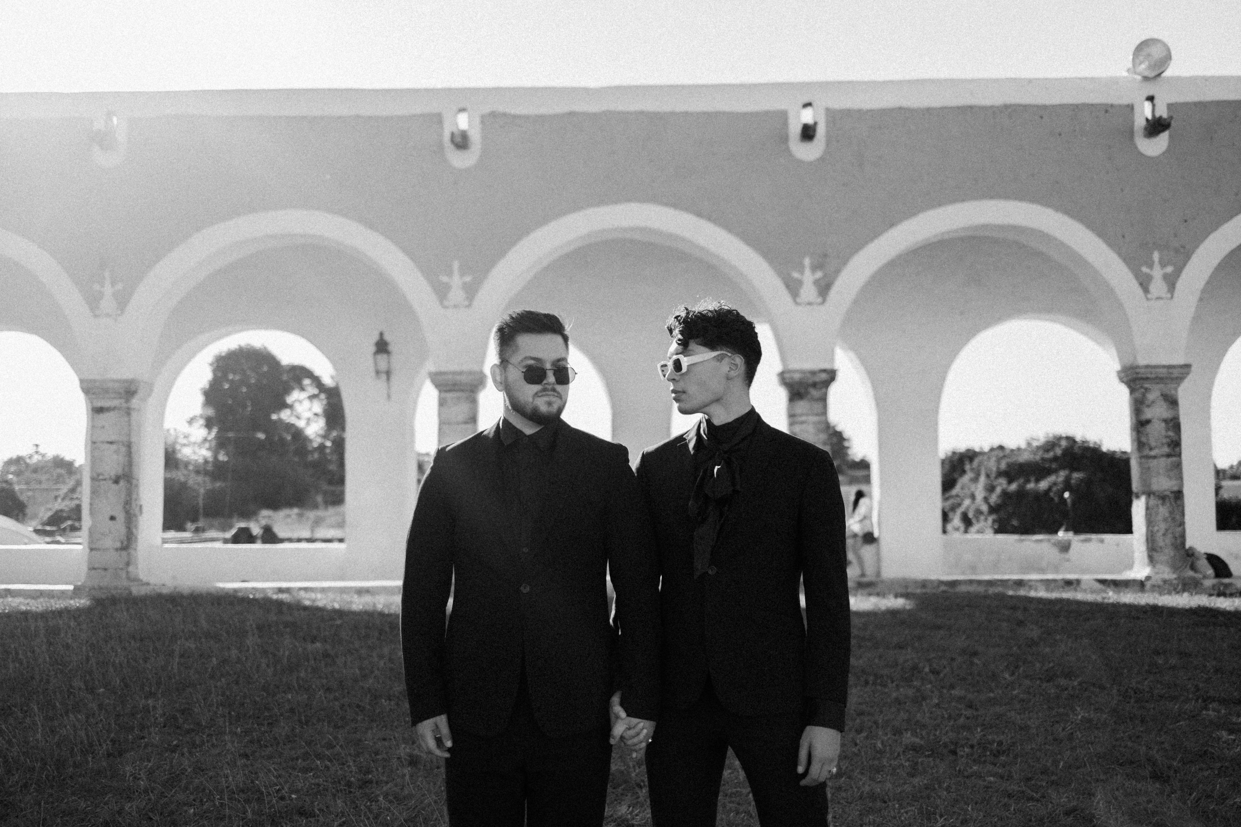 The Wedding Website of Noe Carrete Cardenas and Rogelio Mariscal Delgado