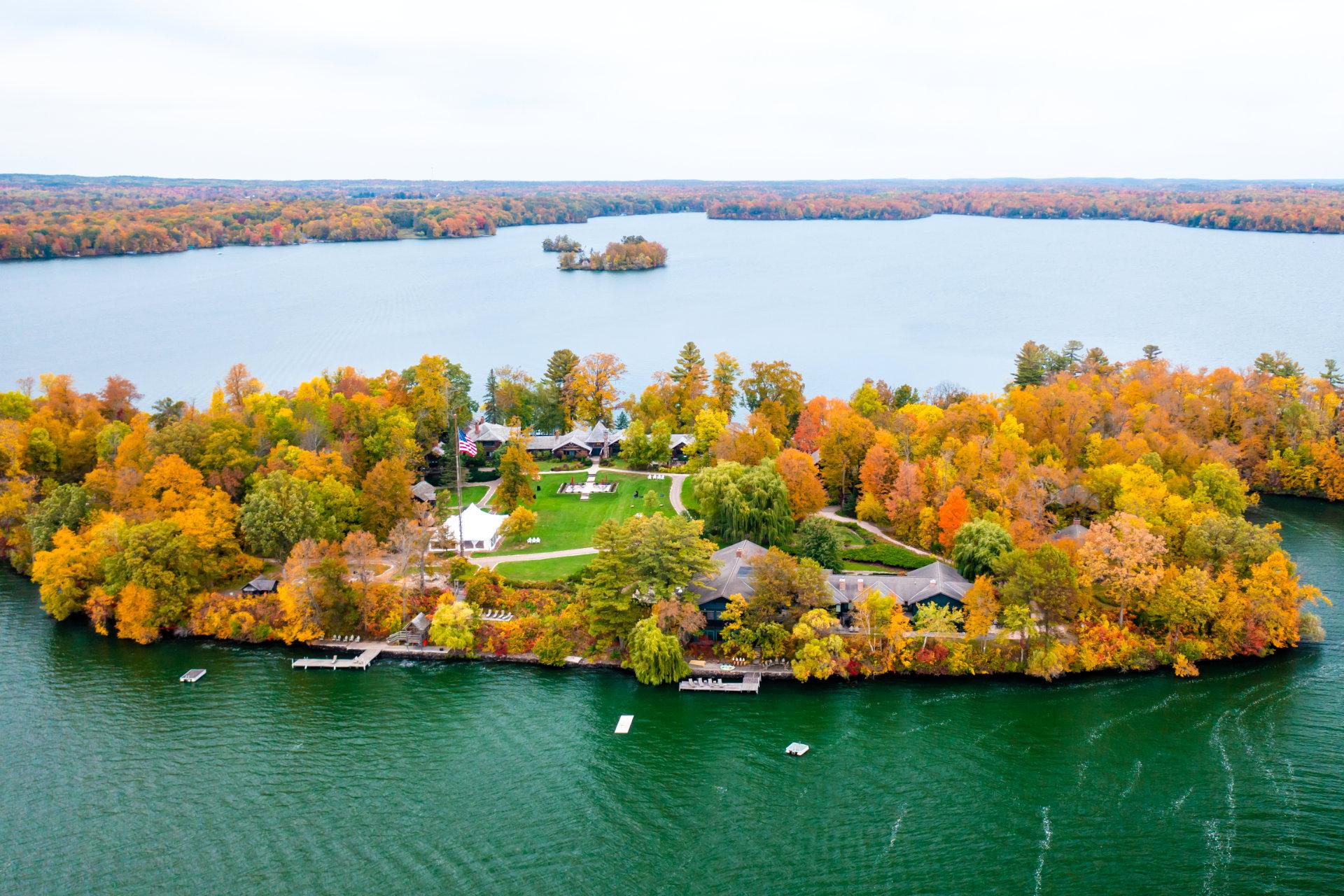 The Wedding Website of Cayla Holtz and John Sheehan