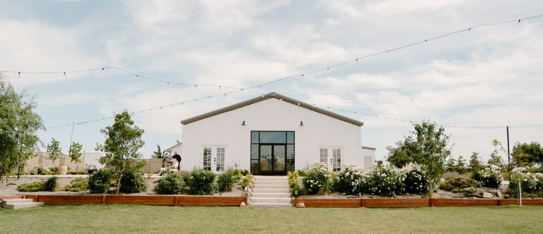 The Wedding Website of Taylor Crawford and Colton Tarp