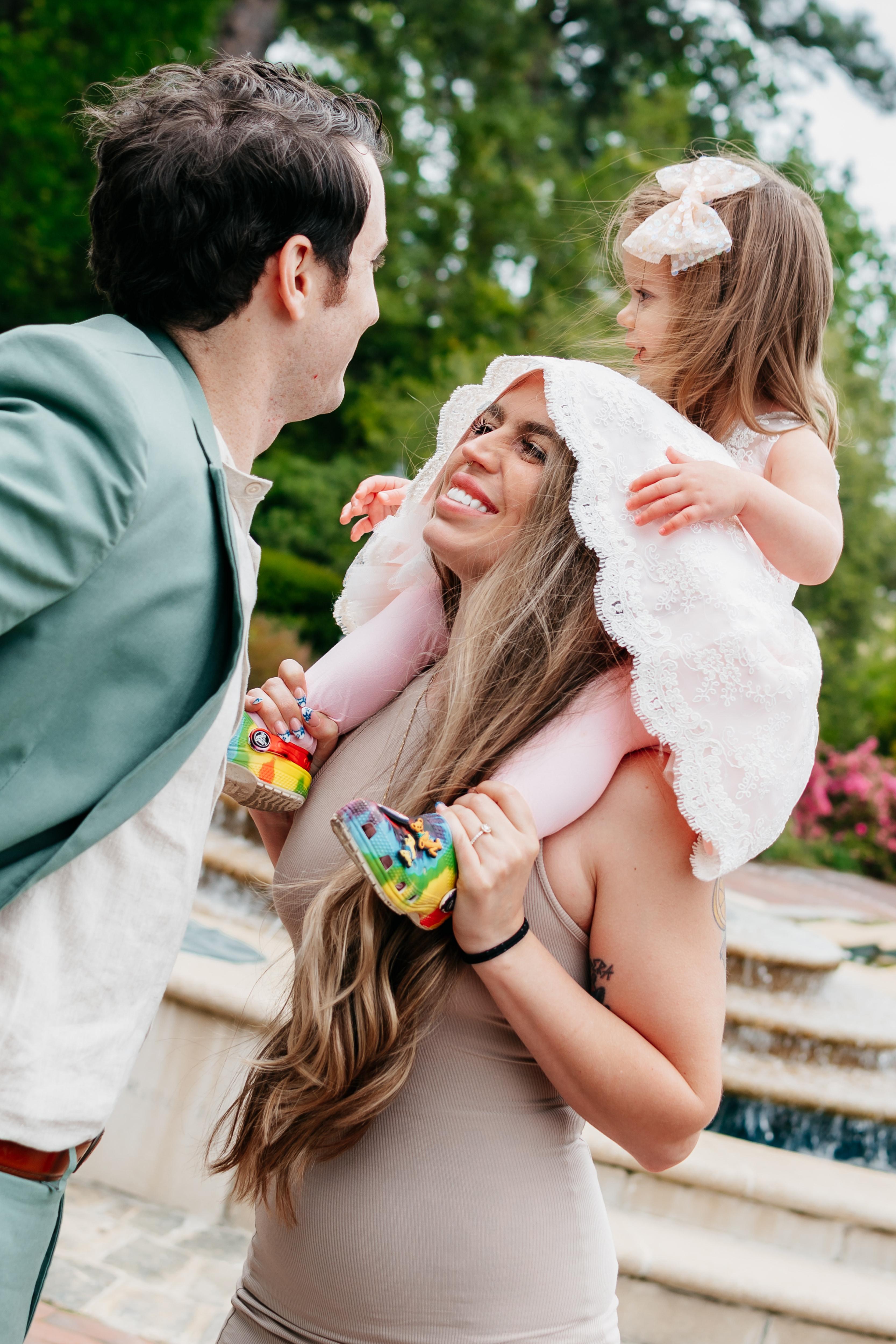 The Wedding Website of Dona Moulton and Matthew Clines