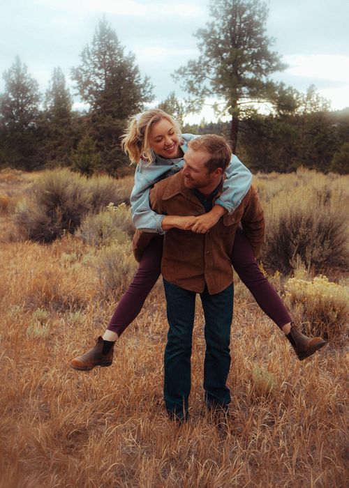 Bridget Howe and William Castle's Wedding Website