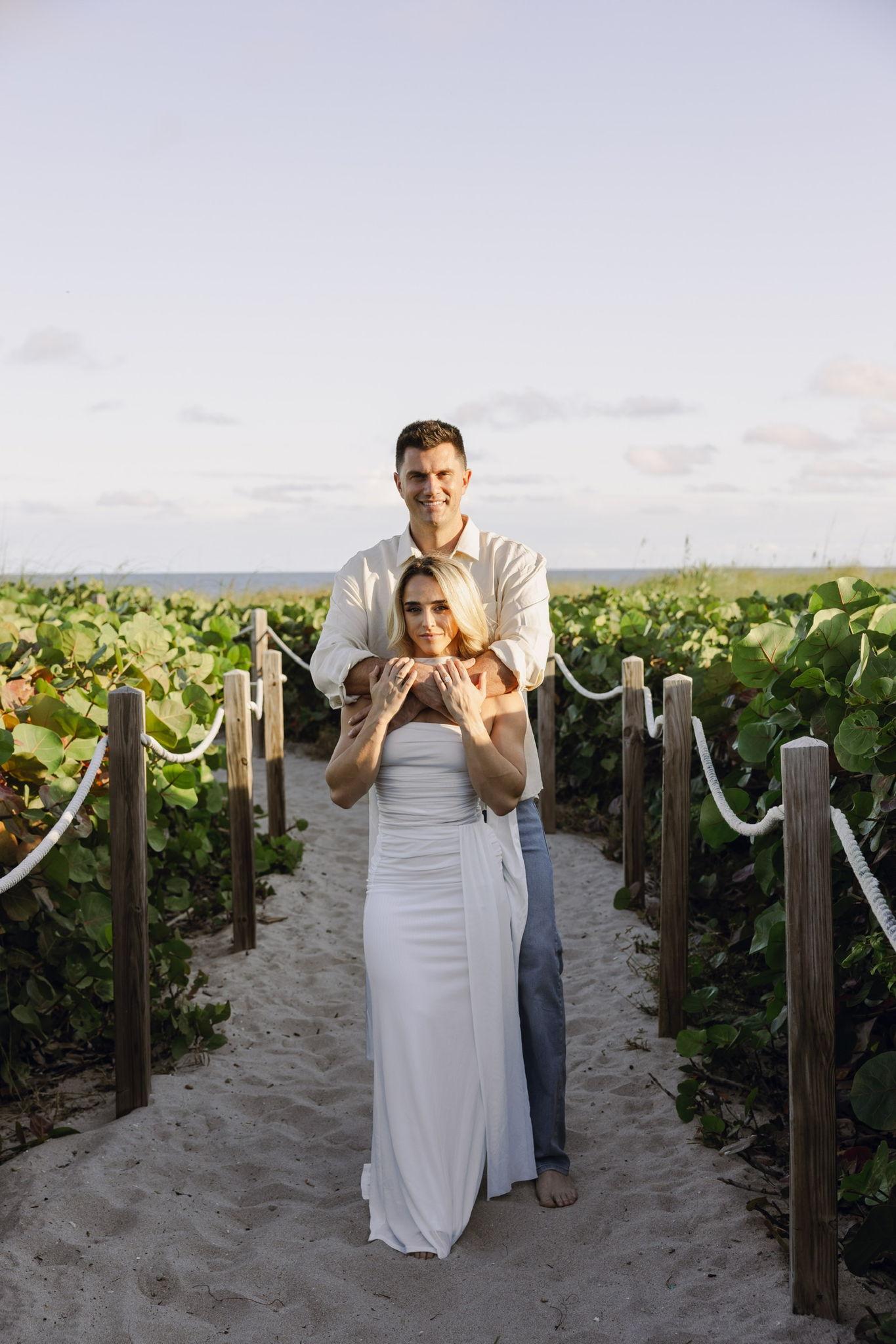 The Wedding Website of Isabel Hecht and Andrew Laybourne