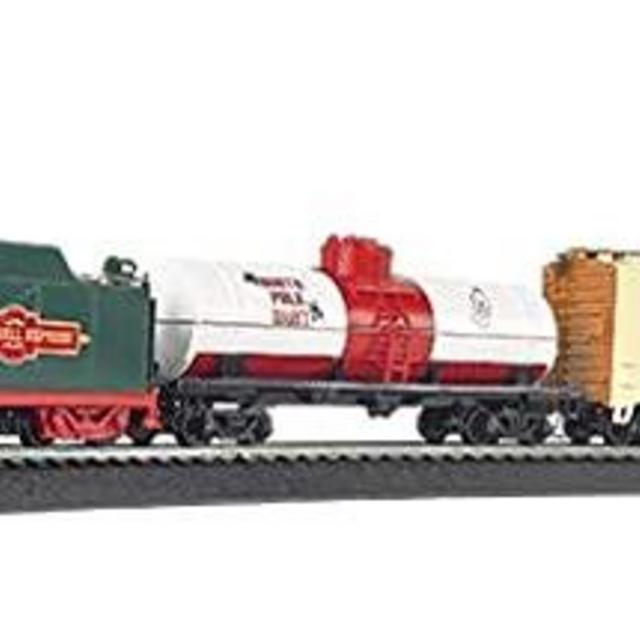 Bachmann Trains - Jingle Bell Express Ready To Run Electric Train Set - HO Scale