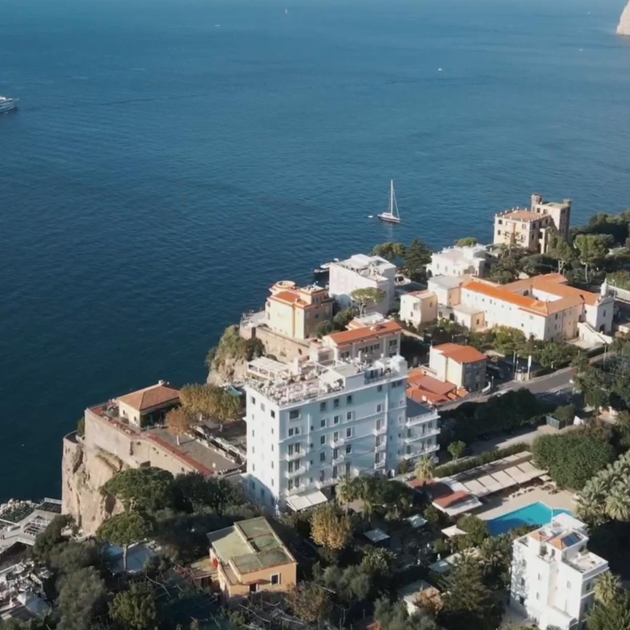Honeymoon - Hotels in Sorrento