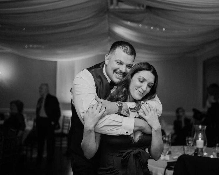 The Wedding Website of Gloria Davis and Miguel Ongay