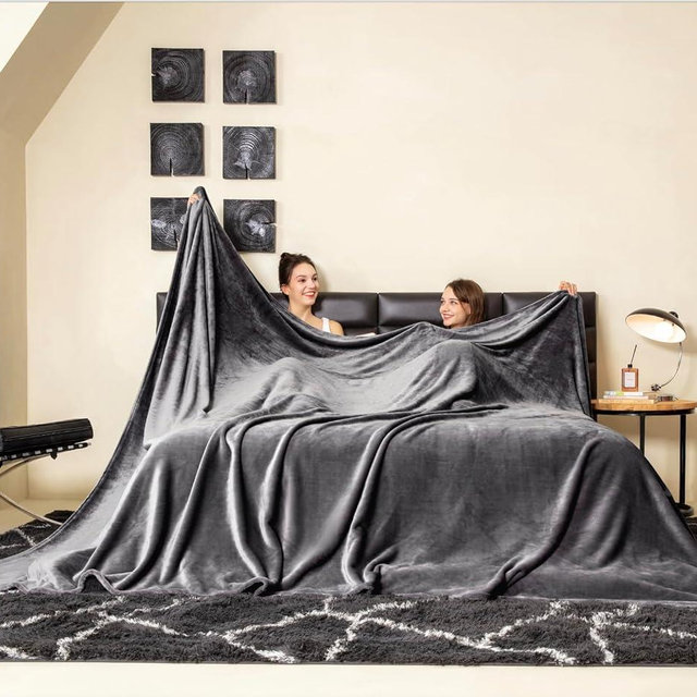 COOVA Oversized King Fleece Blanket 120x138 inches, Soft Cozy Warm Giant Extra Large 10'x11.5' Blanket for Bed, Sofa, Couch,Travel, Camping, California Huge Flannel Big Throw Blanket, Dark Grey