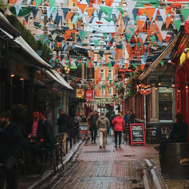 Fish & Chips, Golf and Pints on our Ireland Honeymoon