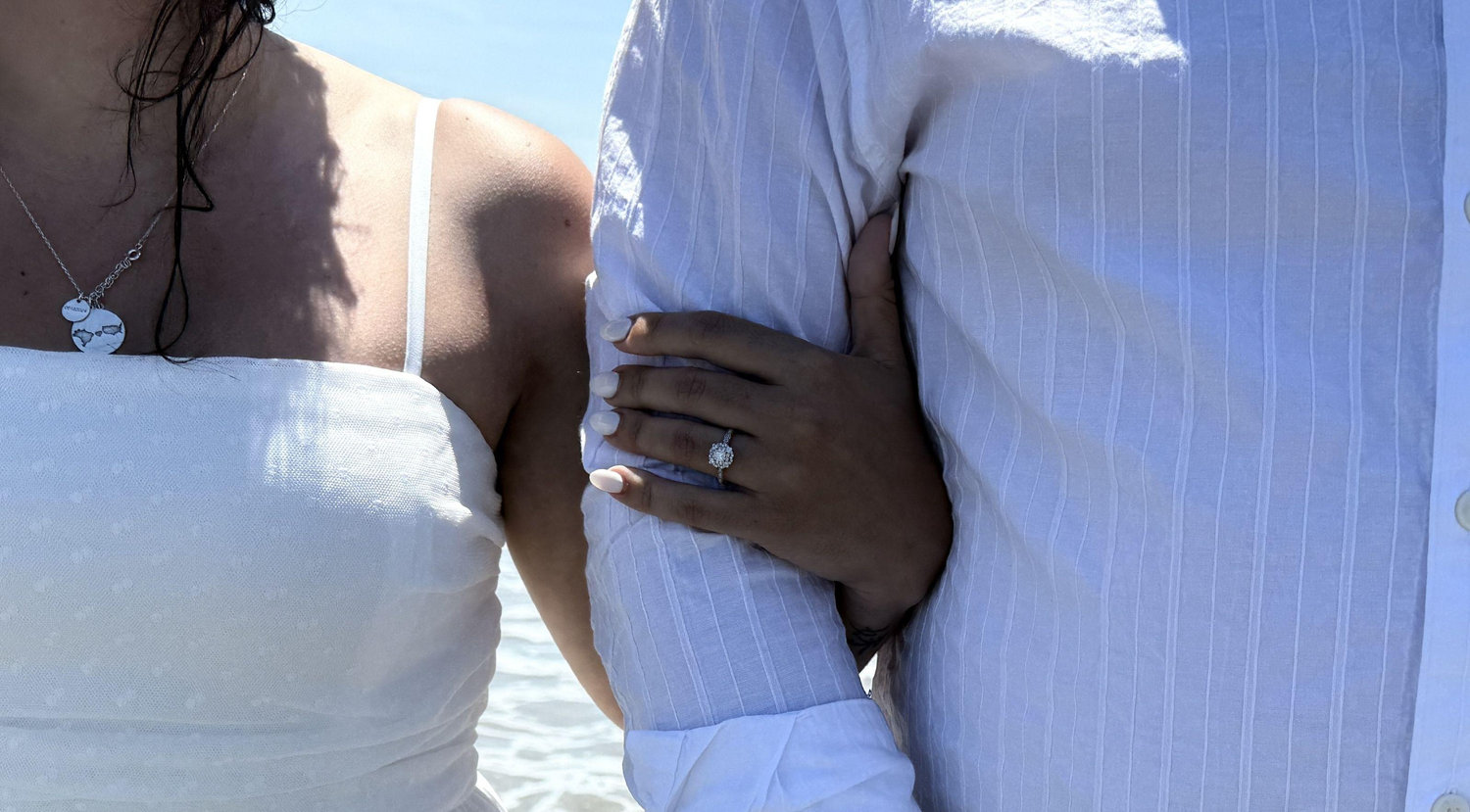 The Wedding Website of Carolina Santos and Donald DeWitt