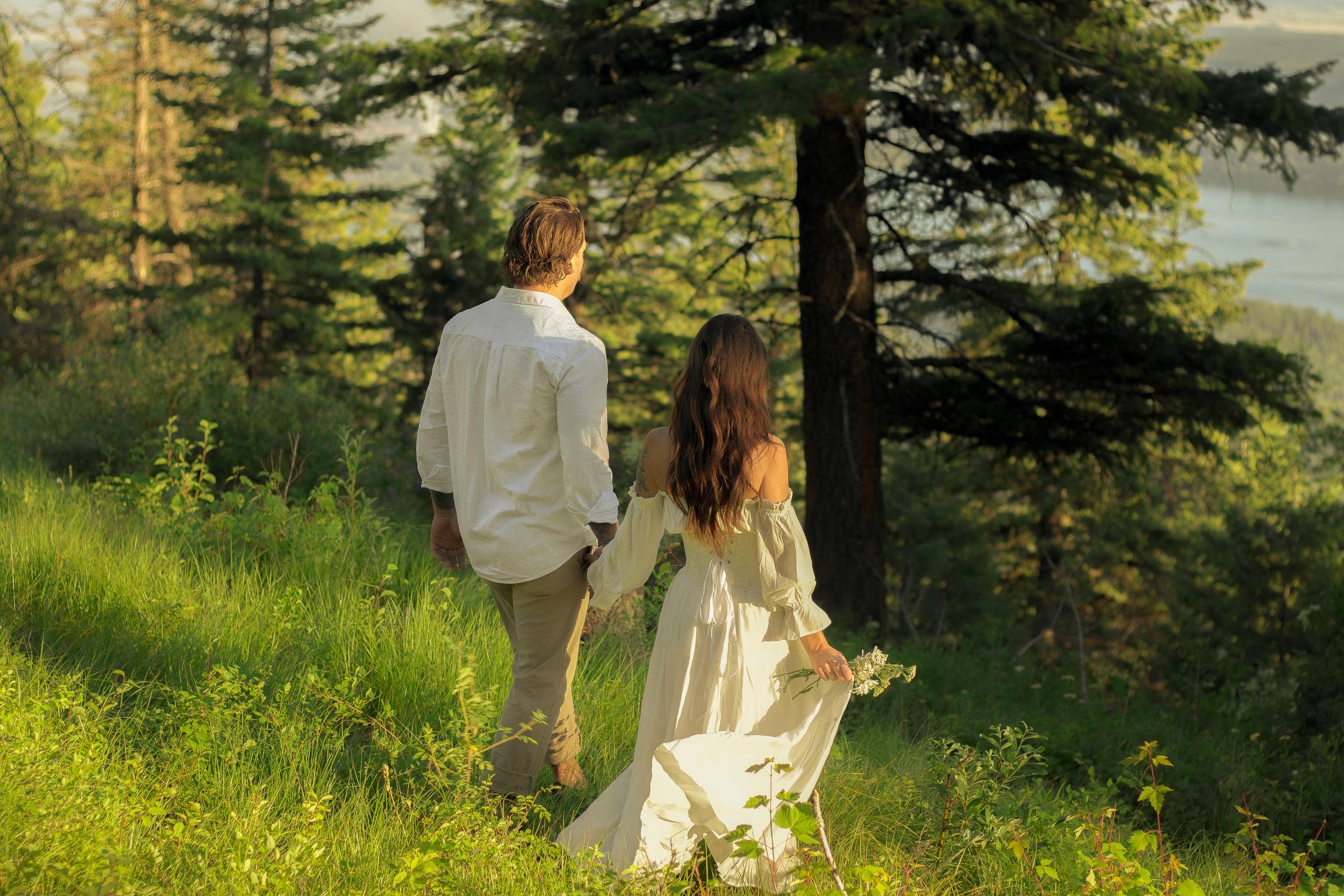 The Wedding Website of Clara Sainsbury and Tyler Baver