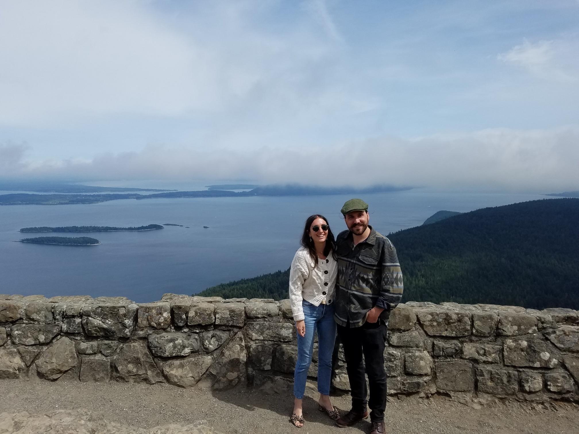 The Wedding Website of Amanda Savini and Garrett Leahy