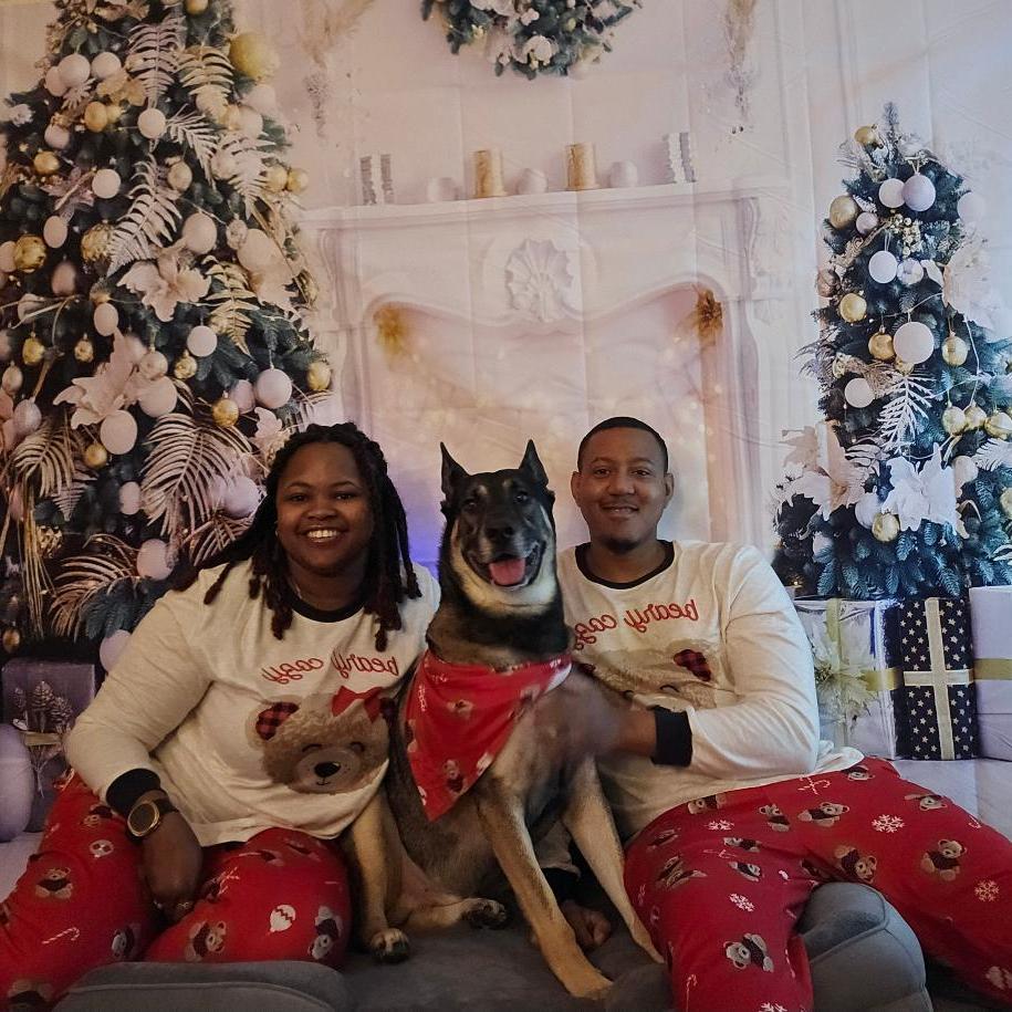 Christmas 2025 Family Photo